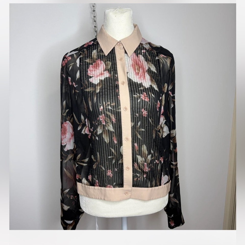 Alice + Olivia silk floral button down shirt size S